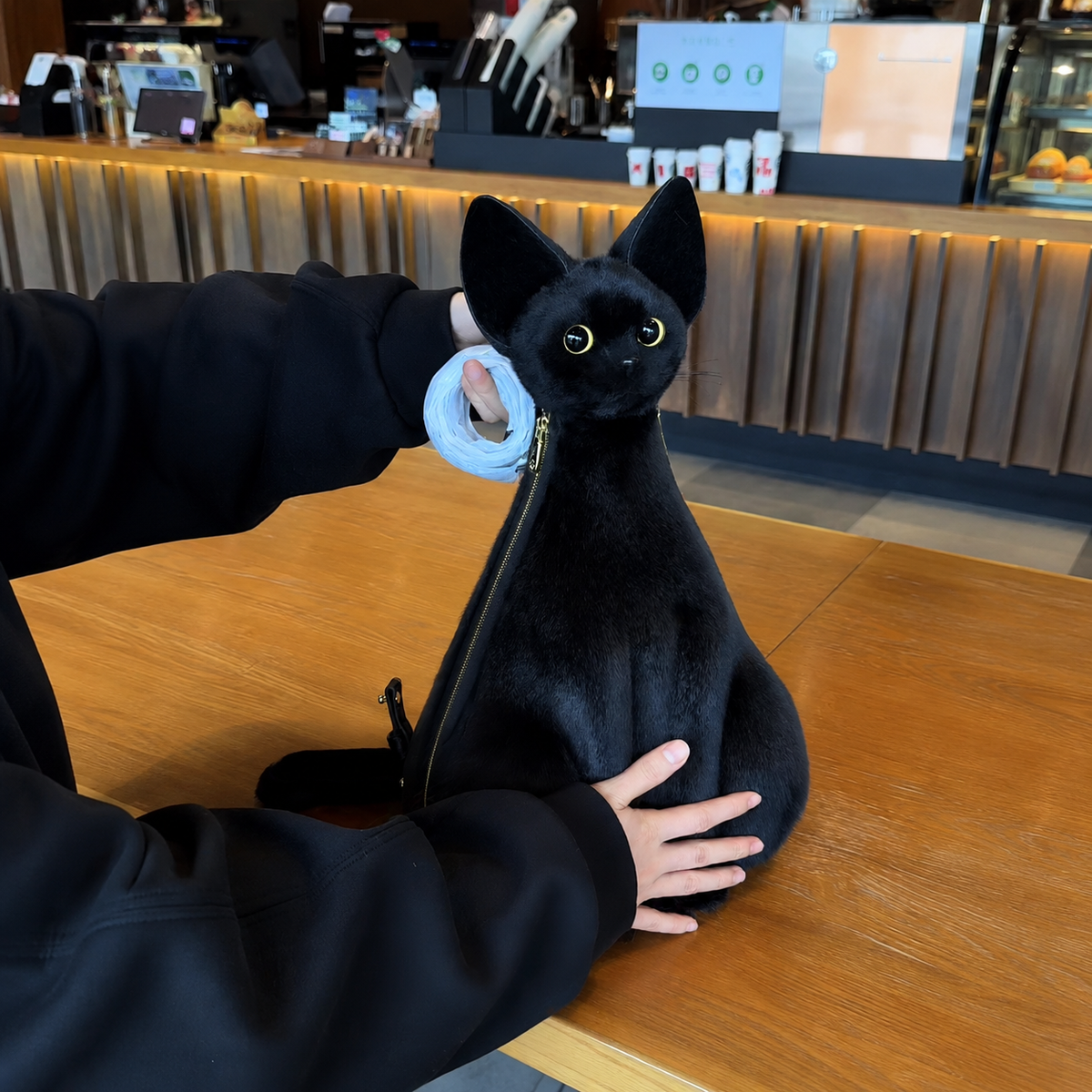 ToteMew™ Cat Backpack